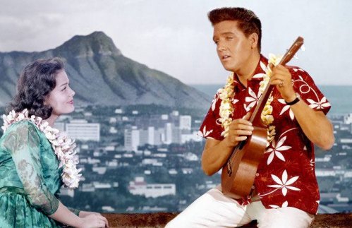 ELVIS BLUE HAWAII